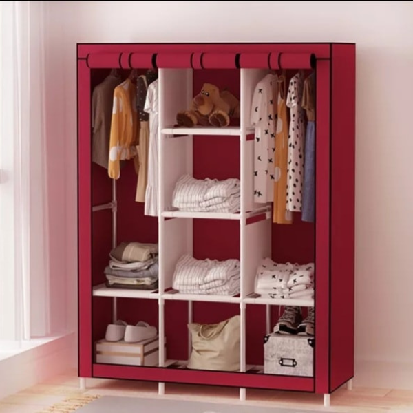 armoire rouge