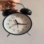 Horloge réveil double cloche grand modèle-Noir